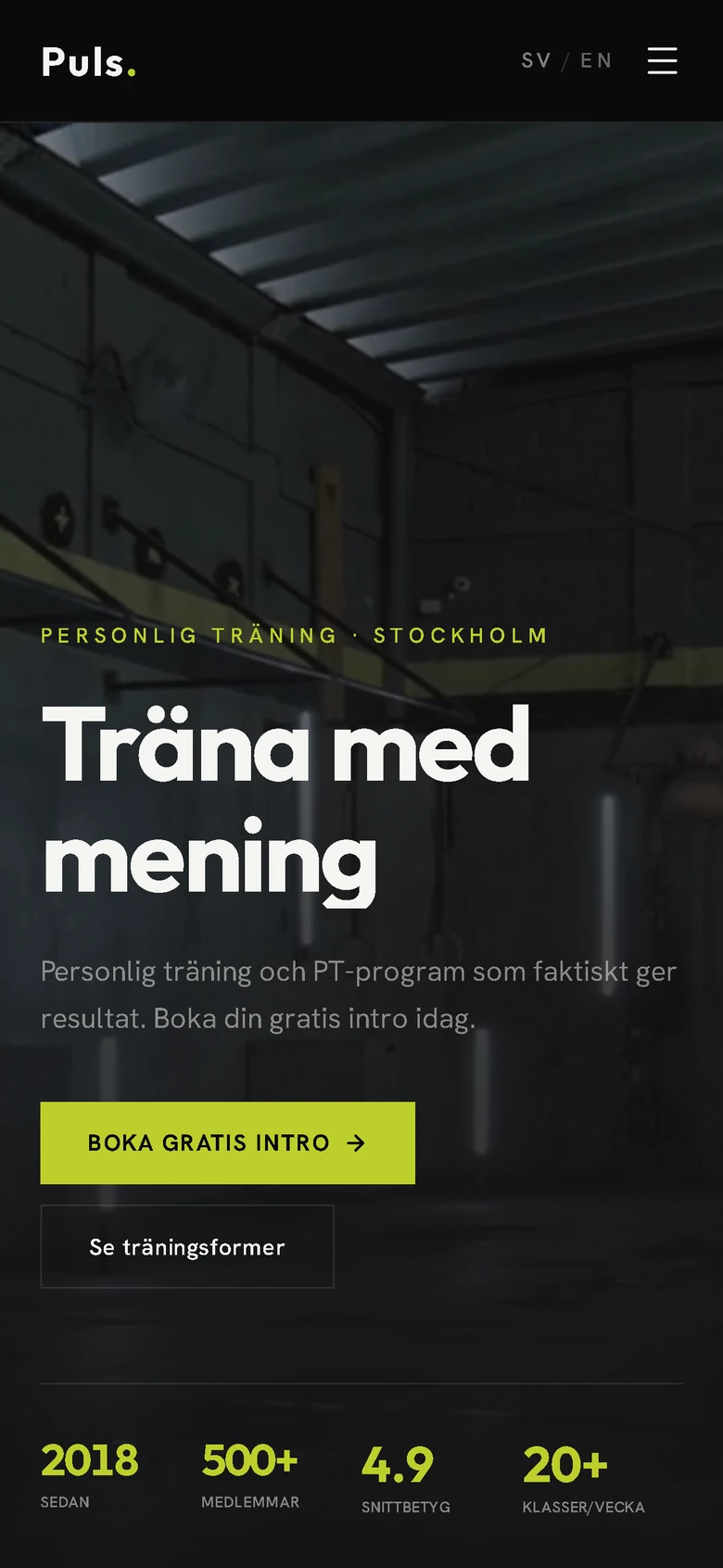 Puls landningssida i en telefon, med knappen Boka gratis intro